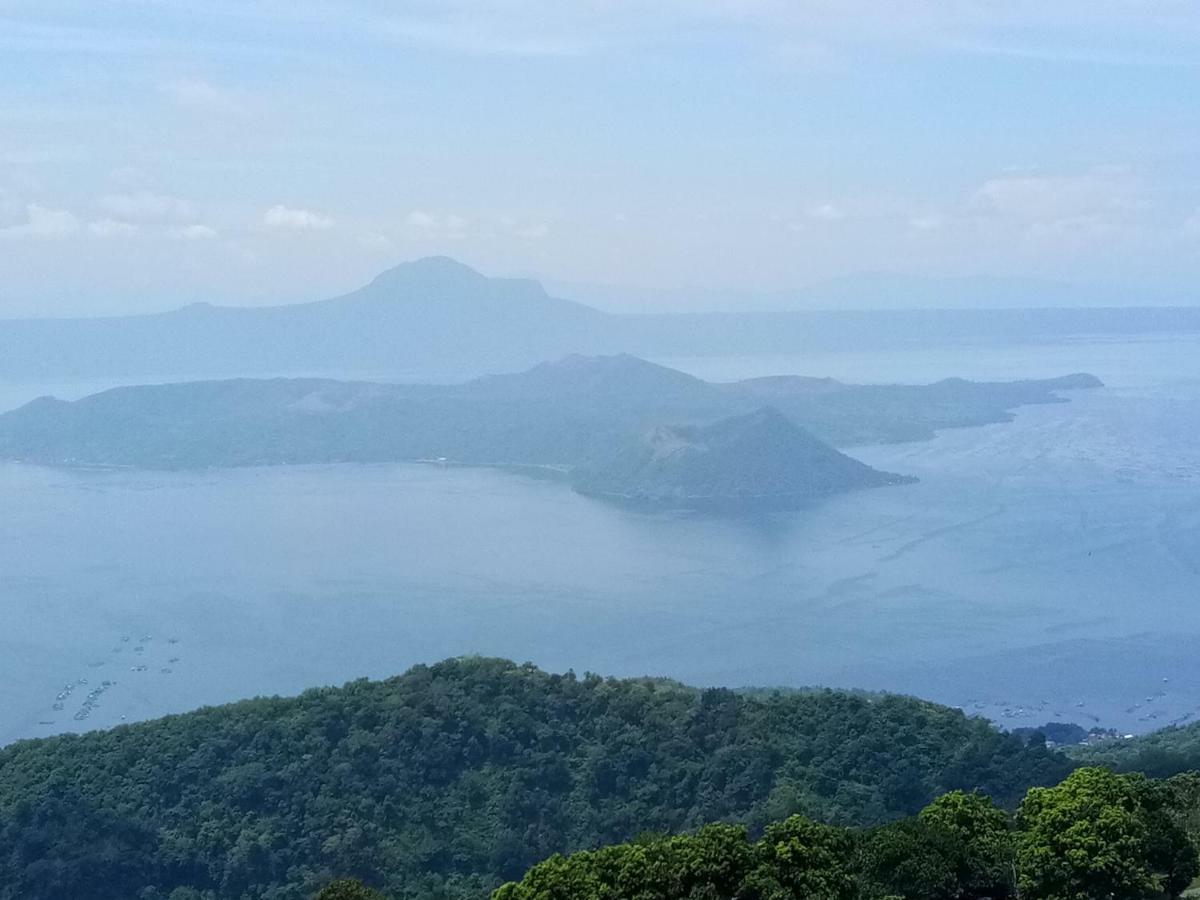 Taal Lake View Wind Residences By Smco Tagaytay City ภายนอก รูปภาพ